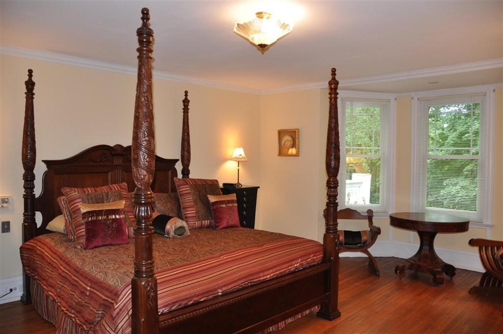 Wayne Bed & Breakfast Inn (Adults Only) Pokoj fotografie